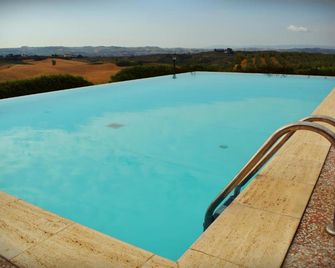 Agriturismo Luggiano - Vinci - Pool
