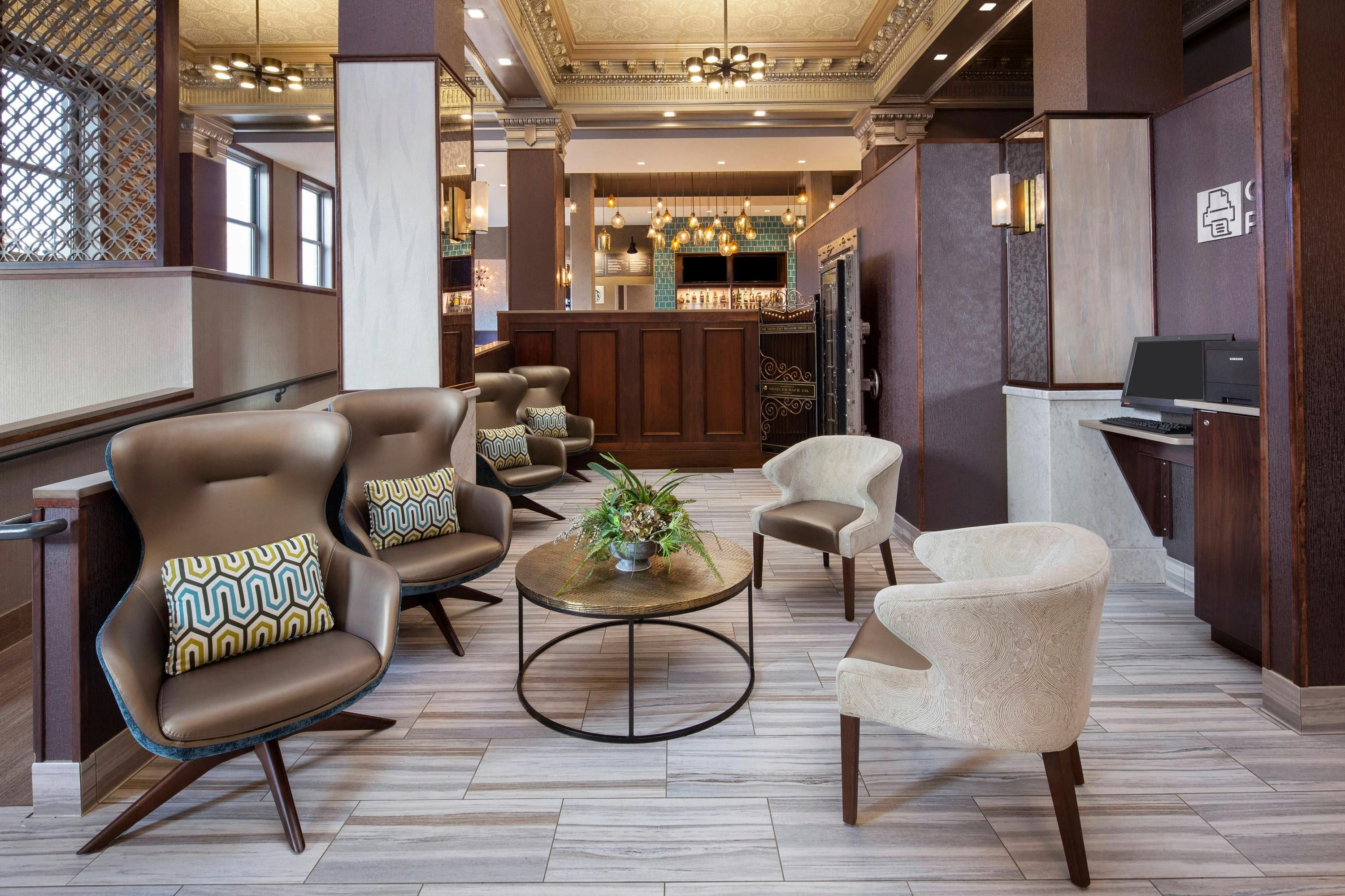 Courtyard by Marriott Cape Girardeau Downtown - Cape Girardeau - Lounge