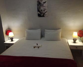 Hidden Inn - Pietermaritzburg - Schlafzimmer