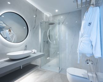 Hotel Bologna Airport - Bologna - Bedroom