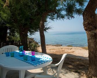 Casa Celeste - Marina di Mancaversa - Patio