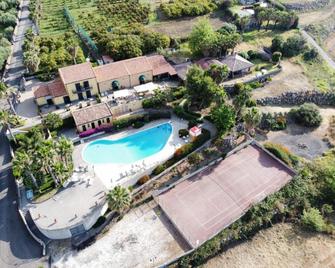 Serra San Biagio - Fiumefreddo di Sicilia - Piscina