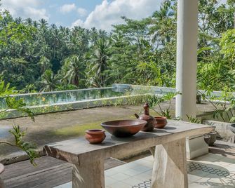 Galalima Glamping By Agata - Selemadeg - Patio