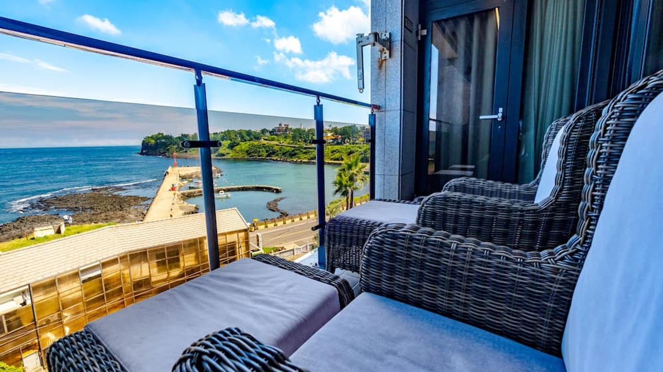 Dyne Oceano Hotel