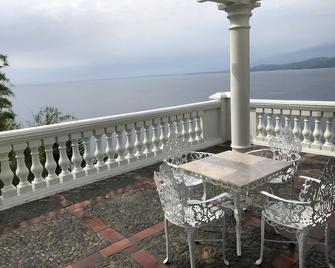 Casa Del Faro - Puerto Galera - Balkon