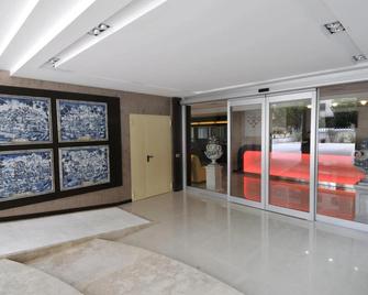 Residence Diamanterosso - Terni - Salónek