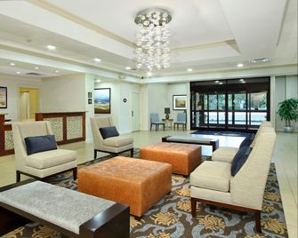 DoubleTree by Hilton Hotel Mahwah - Mahwah - Lobby
