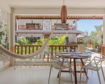 Kite Star - Quádruplo com varanda por Carpediem - Cumbuco - Balcony