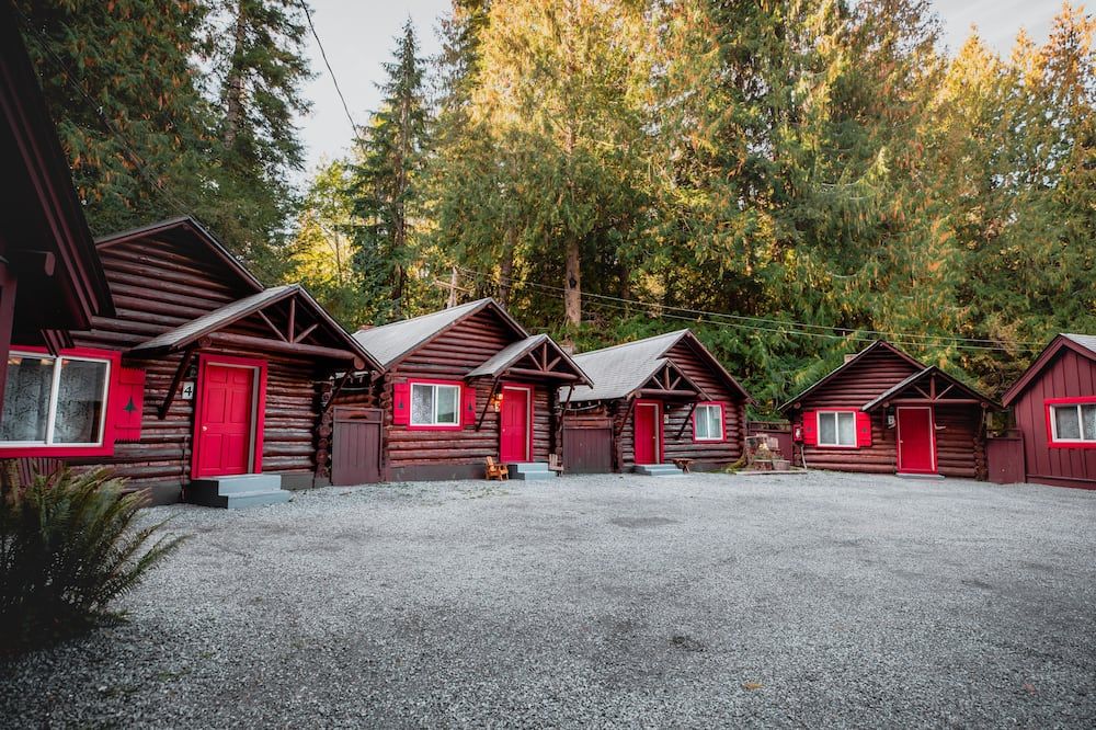 Gateway Inn & Cabins - אשפורד - בניין