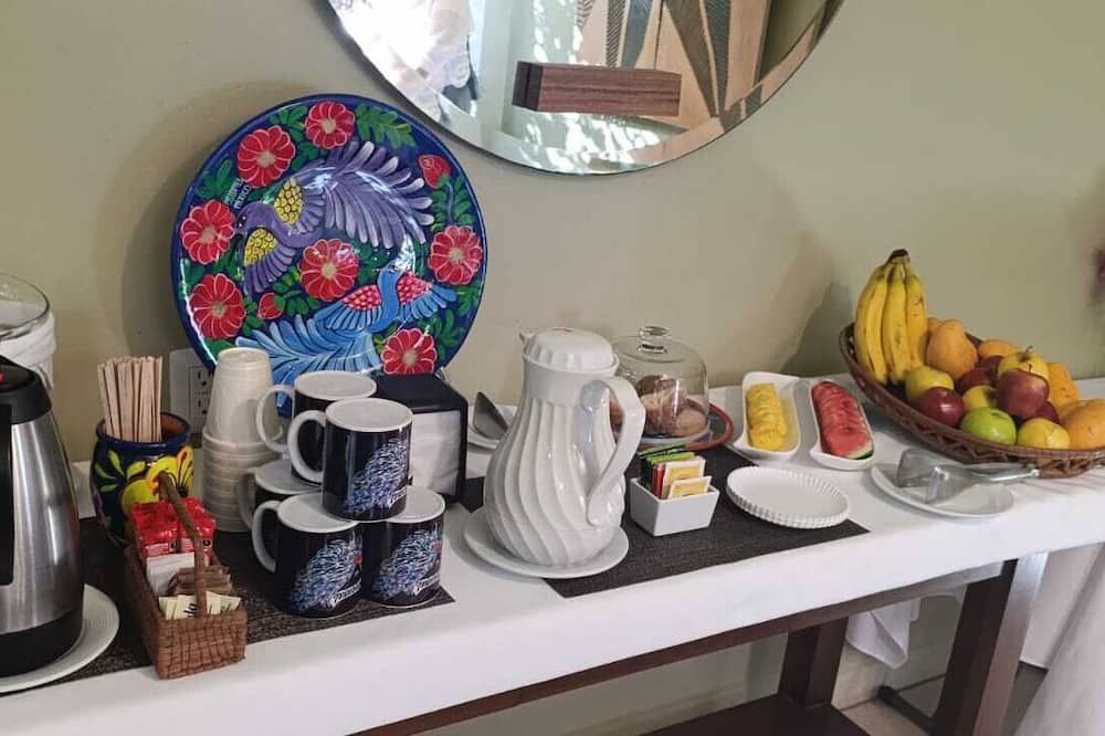 Suites Colonial - קוזומל