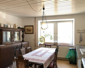 Maat's Scheuer - Lovingly Restored Farmhouse In The Idyllic Hamlet Of Hamm - Greimerath - Essbereich