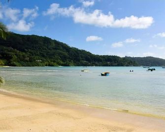 Chez Benoit Self Catering - Victoria - Strand