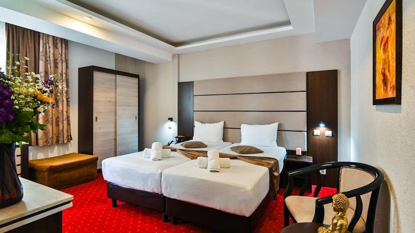 هوتل رازفان