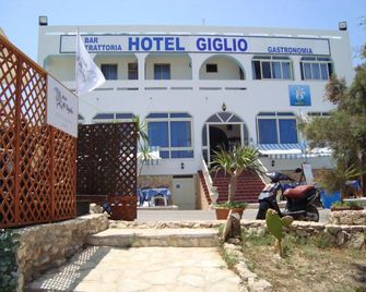 Hotel Giglio - Lampedusa - Edificio
