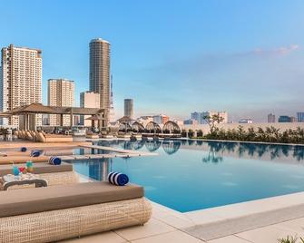 Seda Vertis North - Manila - Pool
