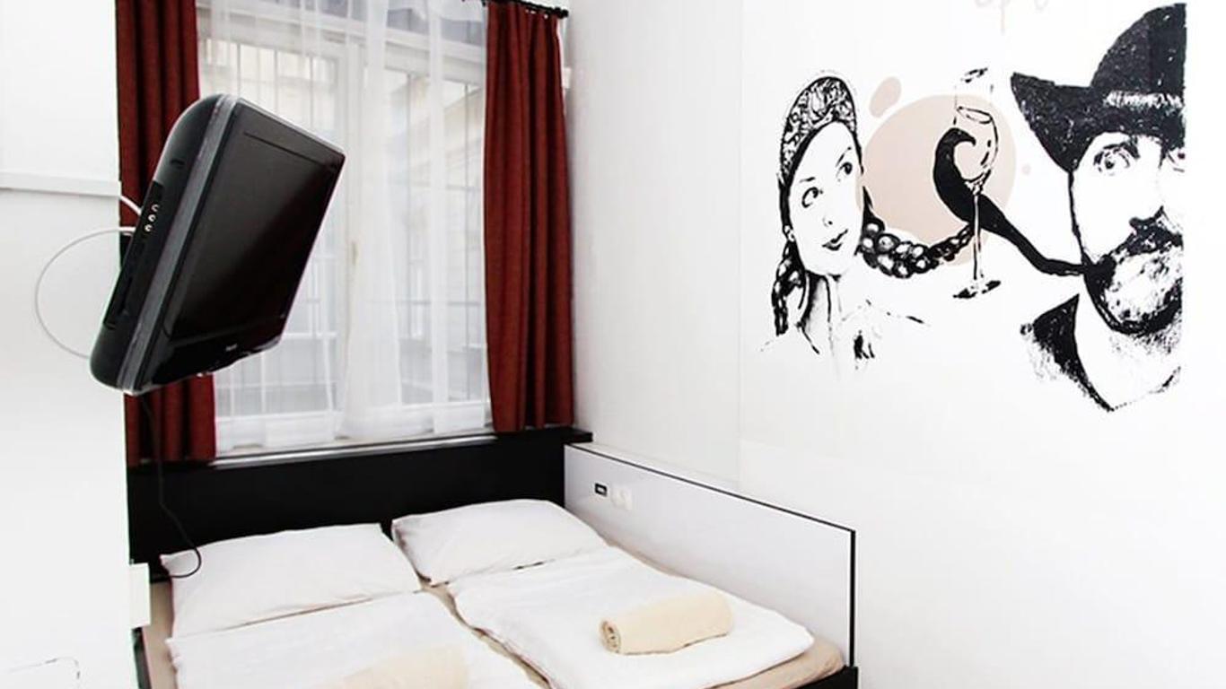 Adagio Hostel 1.0 Oktogon