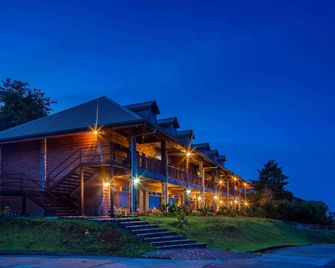 Hotel Heliconia - Monteverde - מונטה-ורדה - בניין