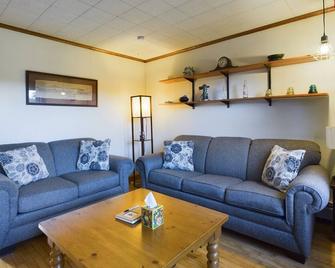 Quiet Country Setting, Close to Trails - Chatham - Sala de estar