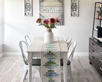 Charming 2-bedroom house in lovely Clewiston with boat parking available. - Clewiston - Menjador