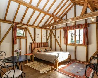 The Little Granary - Fordingbridge - Bedroom