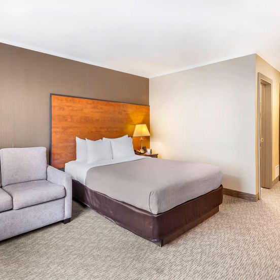 Quality Inn Toronto Airport image 1
