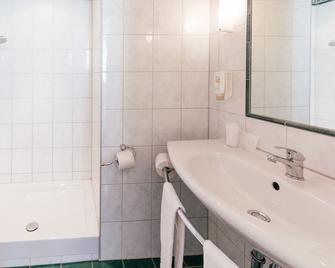 Excelsior - Frankfurt am Main - Bathroom