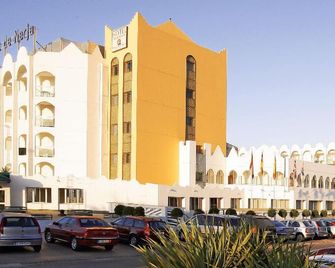 Ona Marinas de Nerja Spa Resort - Nerja - Edificio