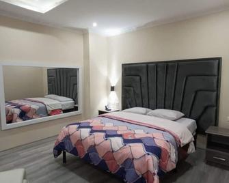 Hostal Kapital City - Quito - Bedroom