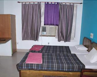 Hotel Ajatsatru - Gaya - Chambre
