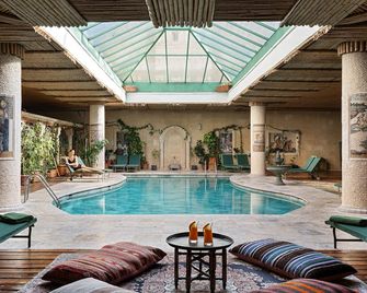 Heybe Hotel & Spa - גורמה - בריכה