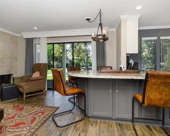 40% Off Spectacular 1bd Suite Inside Sil - Napa - Ložnice