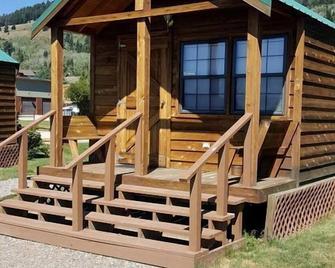 Picturesque Cabin with Stunning Sights near West Yellowstone, Montana - West Yellowstone