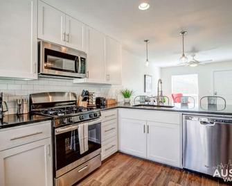 Matador A xxxxxxxxxx - Austin