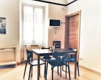 In historic building, Two-room apartment in the heart of Loano, cod. CIN IT009034C2JAZ8HVPK - Loano - Essbereich