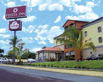 Fiesta Inn Poza Rica - Poza Rica de Hidalgo - Byggnad