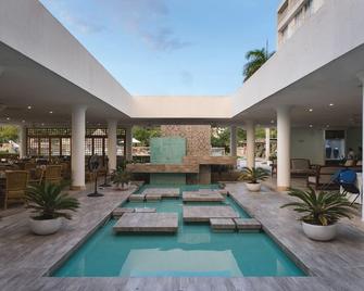Tamaca Beach Resort - Santa Marta - Pool