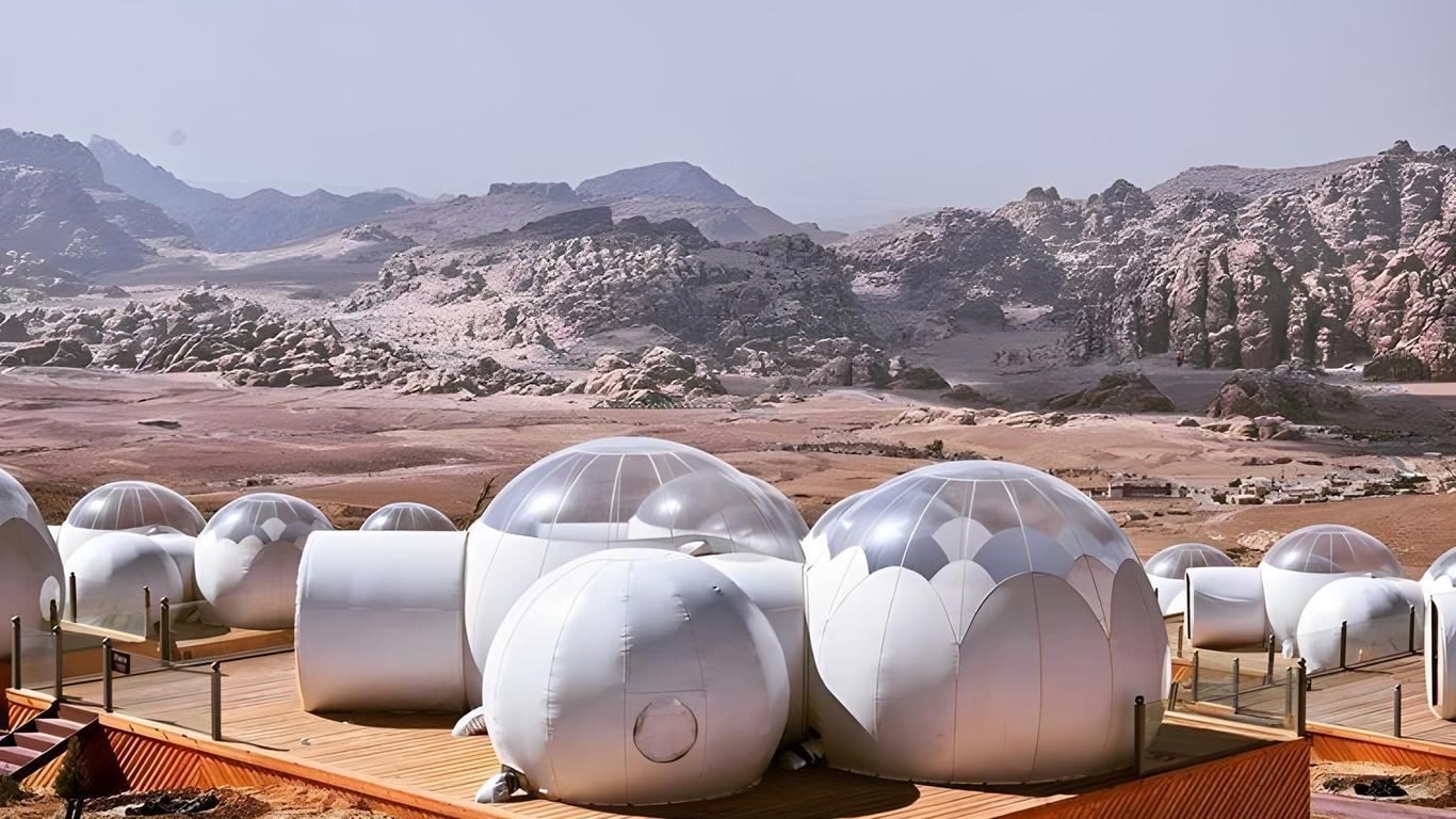 Petra Bubble Luxotel