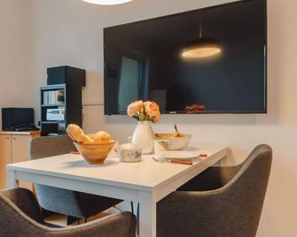 Apartment Unser Glück in den Bergen by Interhome - Bad Gastein - Ravintola