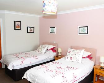 Belle Vue Guesthouse - Glastonbury - Bedroom
