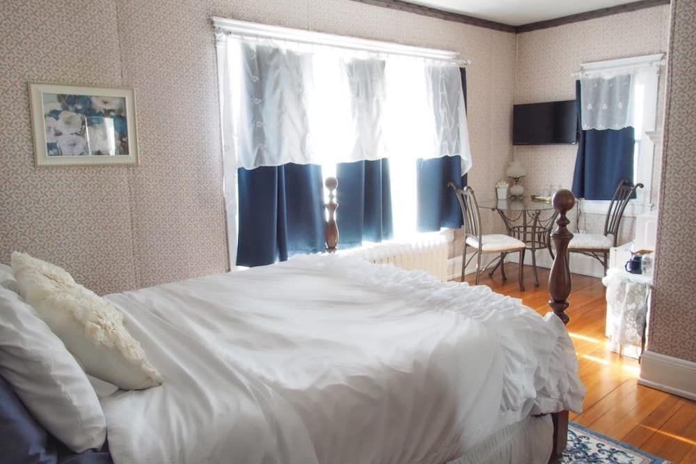 The Bissing House - Hays - Habitación