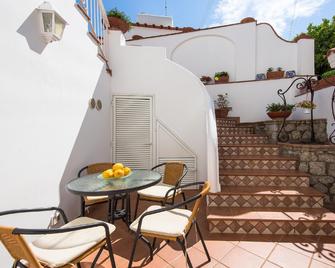 San Nicola Guest House - Anacapri - Balcón