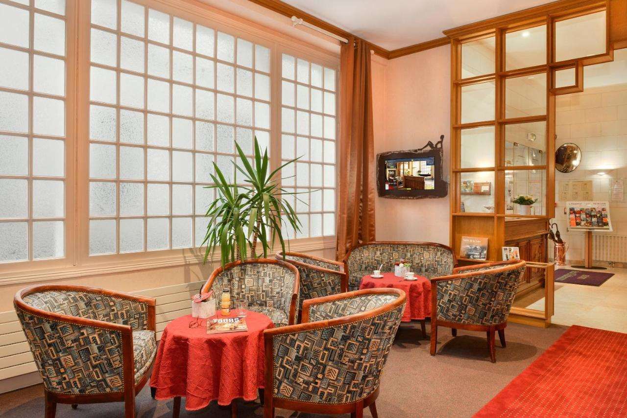 هوتل ديه شاتو دو لا لوار - تور - ردهة