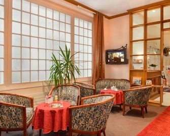 هوتل ديه شاتو دو لا لوار - تور - ردهة