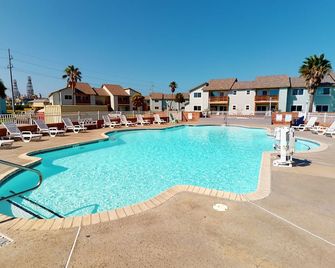 AH-H131 1st Floor, Shared Pool and Hot Tub - Port Aransas - Pool