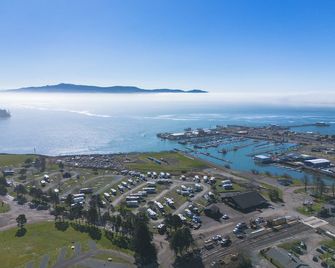 Roam Tillamook - Garibaldi - Vista del exterior