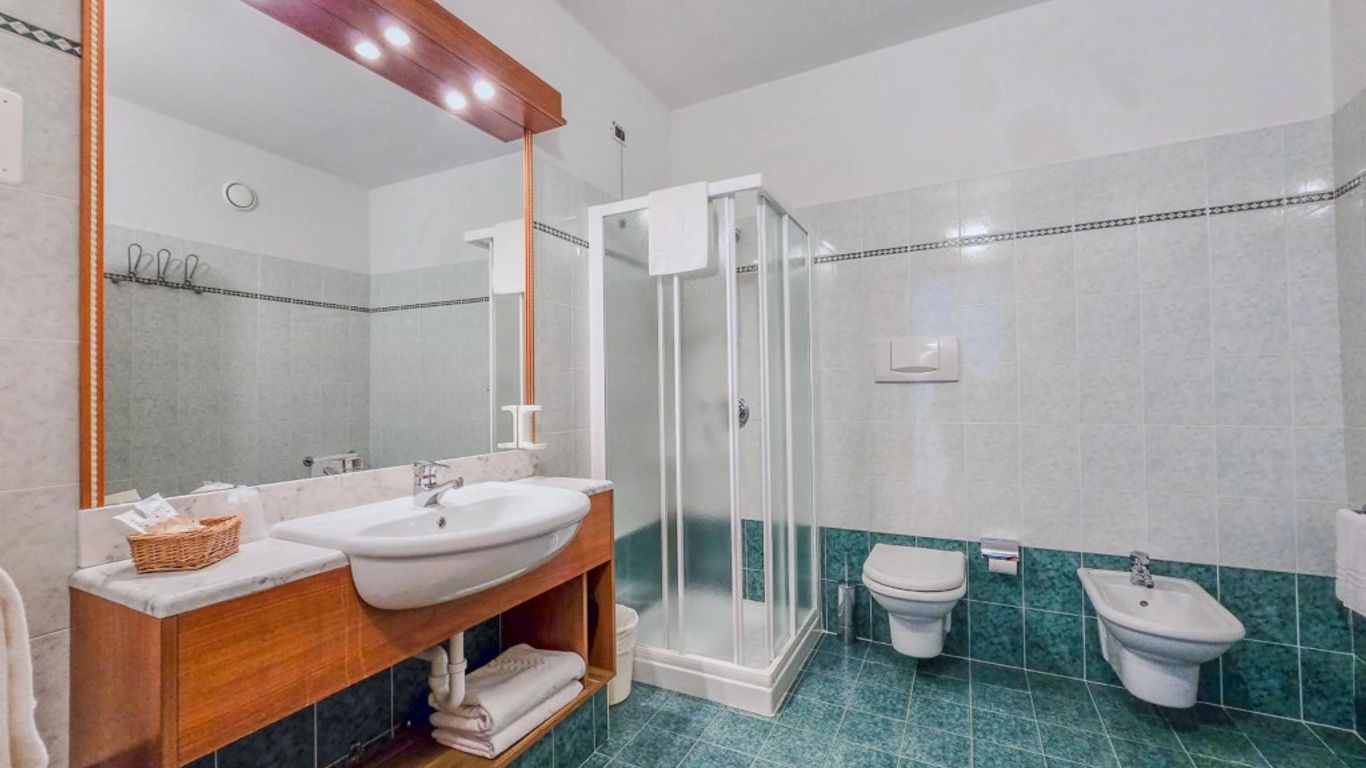 Aparthotel Englovacanze