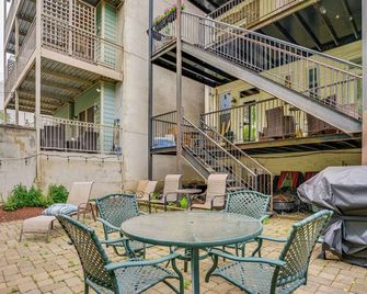 Walk to Washington St Hoboken Apt with Balcony! - Hoboken - Balcony