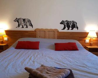 Hôtel du Bourg - Ugine - Habitación