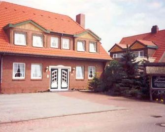 Hotel-Pension Friesenruh - Bensersiel - Gebäude