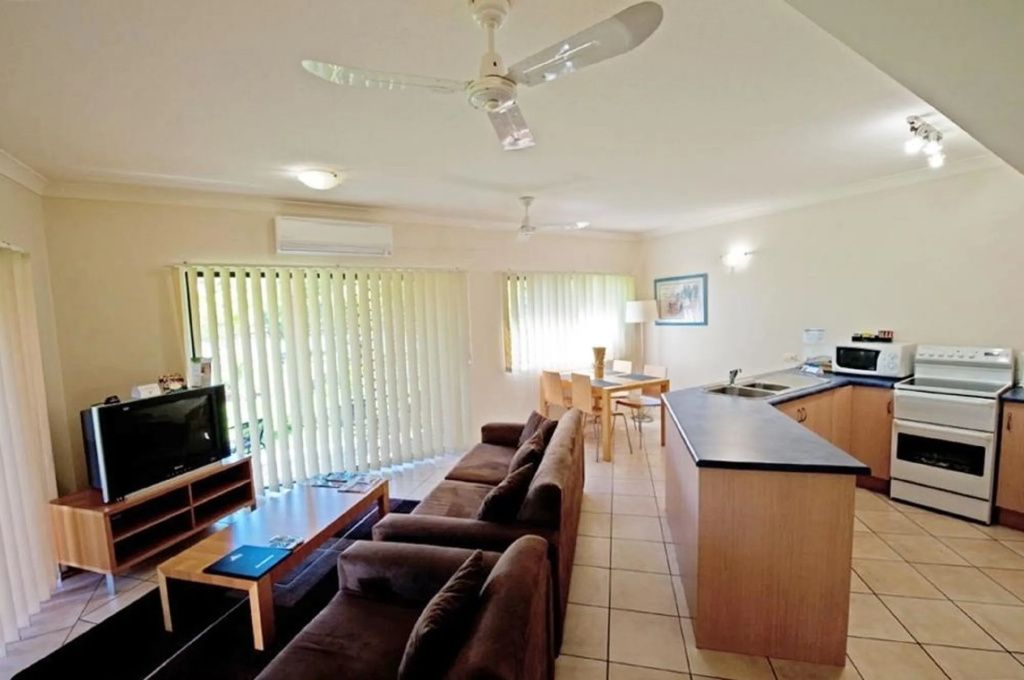 Central Plaza Apartments - קיירנס - נוף חיצוני